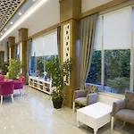 Sun Club סייד