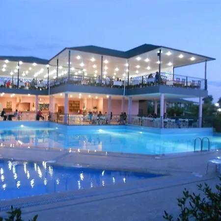 Курортный комплекс Sun Club 4*