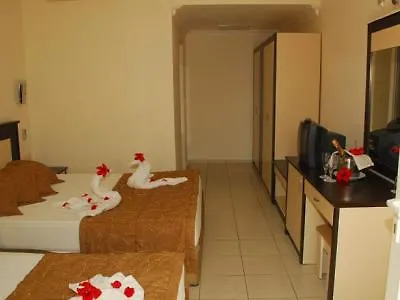 Sun Club 度假村 锡德